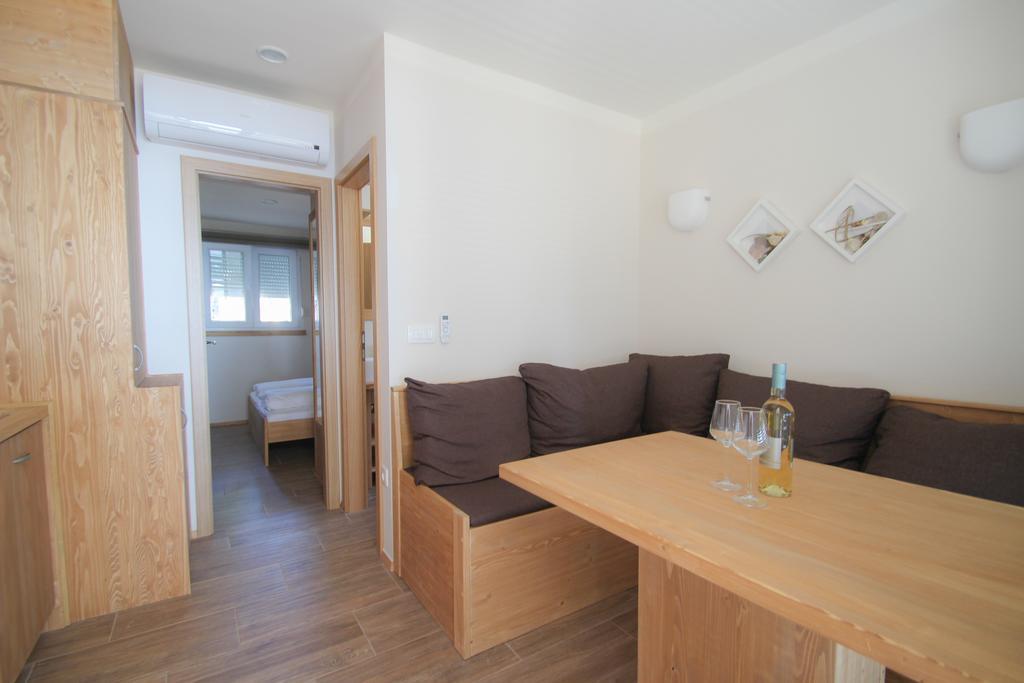 Apartments Erica Lux Novigrad Istria Esterno foto